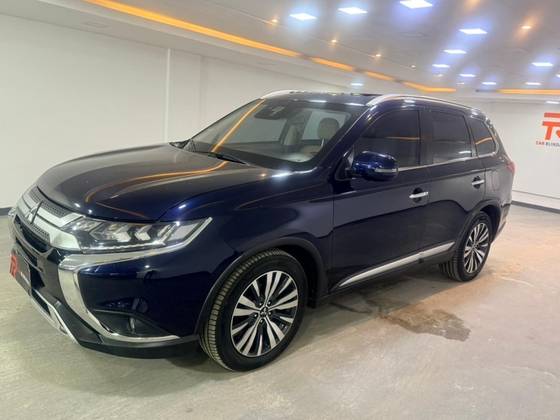 MITSUBISHI OUTLANDER 2.2 MIVEC DI-D DIESEL HPE-S AWD AUTOMÁTICO MITSUBISHI OUTLANDER 2.2 MIVEC DI-D DIESEL HPE-S AWD AUTOMÁTICO
